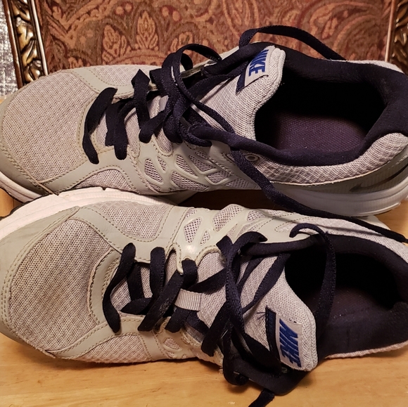 Nike - Picture 9 of 10